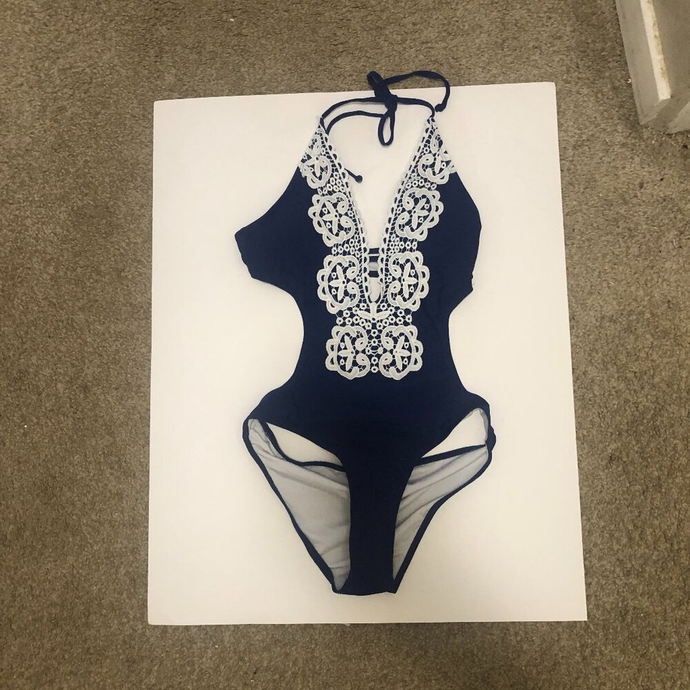 CUPSHE one piece SwinSuit Blue Size Small - Picture 2 of 6